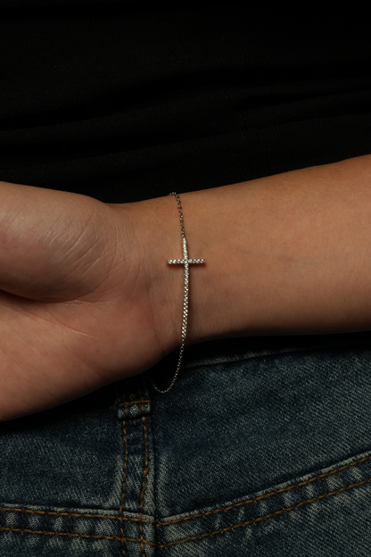 Ethereal Pavé Cross Band