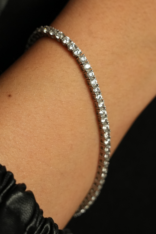 The Absolute Tennis Bracelet (F)