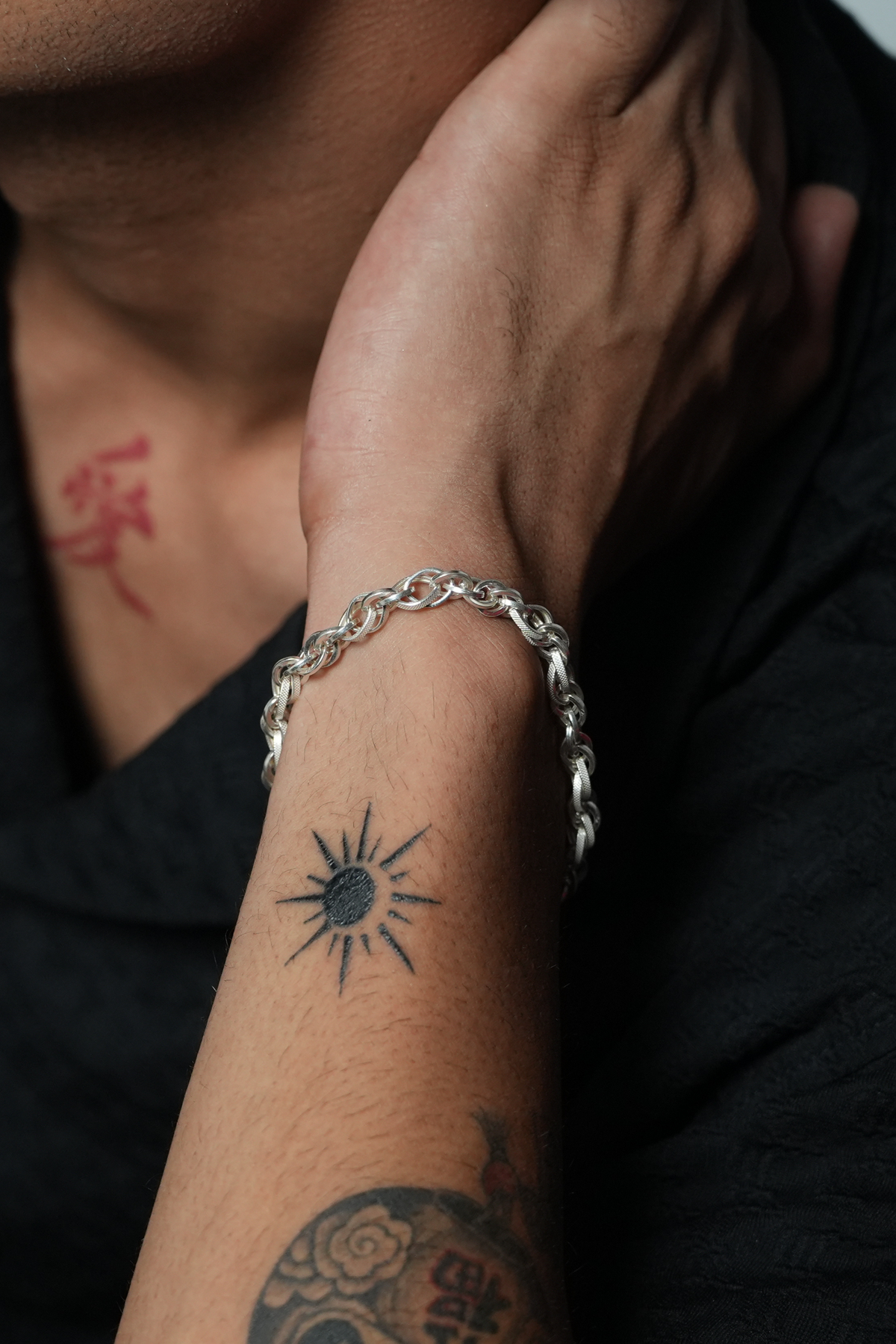 Nayora Flux Bracelet