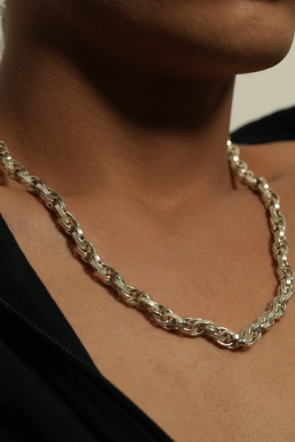 Nayora Flux Chin Chain