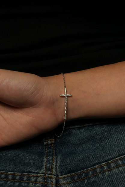 Ethereal Pavé Cross Band