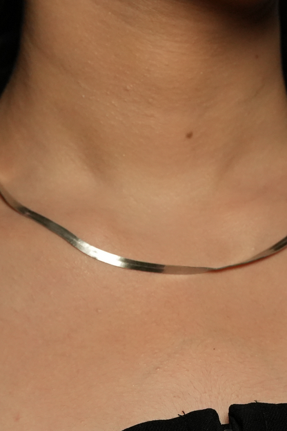 Liquid Serpentine Chain
