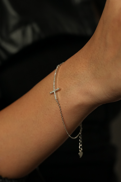 Ethereal Pavé Cross Band