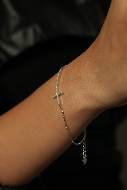 Ethereal Pavé Cross Band