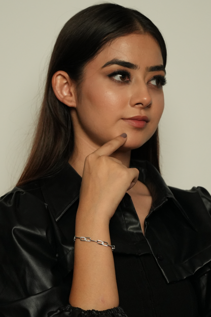 The Geometric Link Bracelet