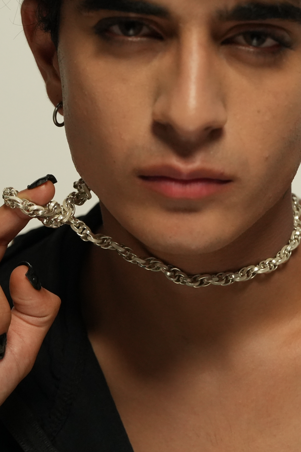 Nayora Flux Chin Chain