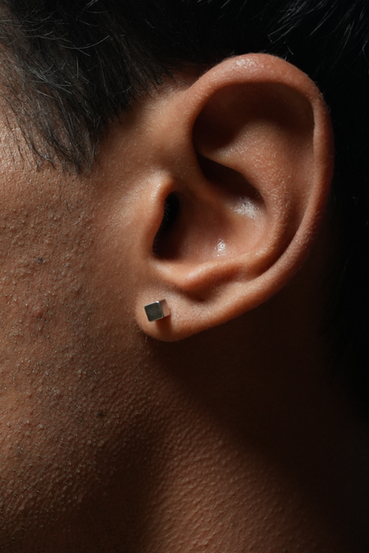Men Stud Cube