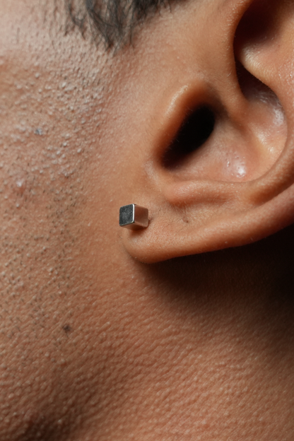 Men Stud Cube